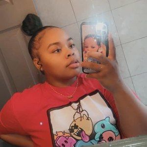 Meet your Posher, Tyesha